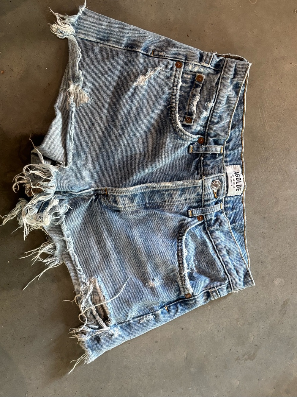 AGOLDE Parker vintage cut off Distressed High-Rise Denim Shorts in Light Blue
